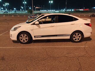 2014 Hyundai Solaris I, белый, 870000 рублей, вид 2