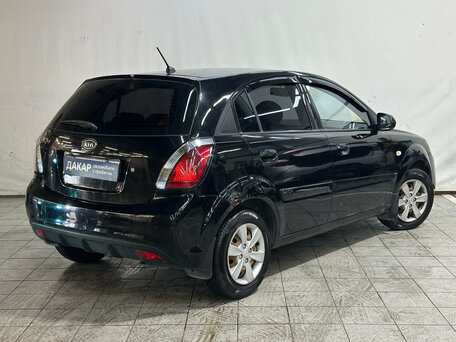 2010 Kia Rio II Рестайлинг, чёрный, 390000 рублей, вид 3