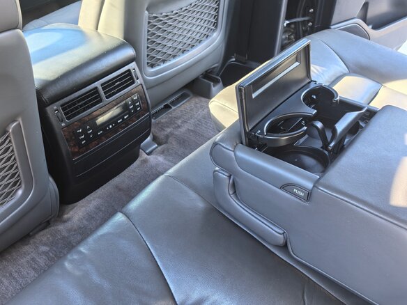 2010 Toyota Land Cruiser 200 Series, чёрный, 2800000 рублей - вид 6