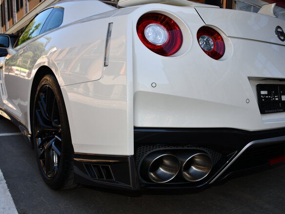 2017 Nissan GT-R, белый - вид 12