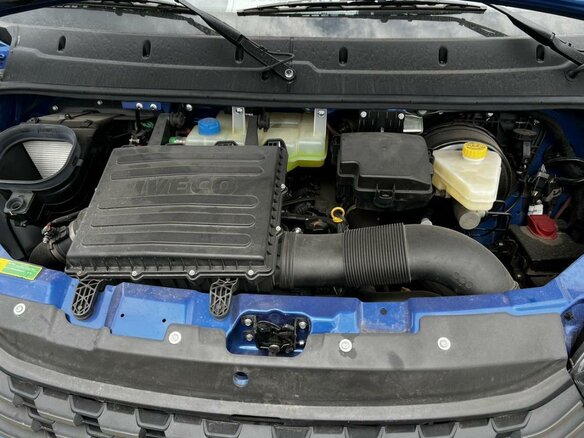 2024 Iveco Daily, синий, 4590000 рублей - вид 6