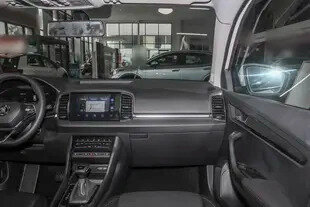2025 Skoda Karoq I Рестайлинг, белый, 1947000 рублей, вид 4
