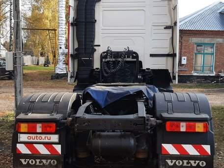 2012 Volvo FH, белый, 5950000 рублей, вид 5