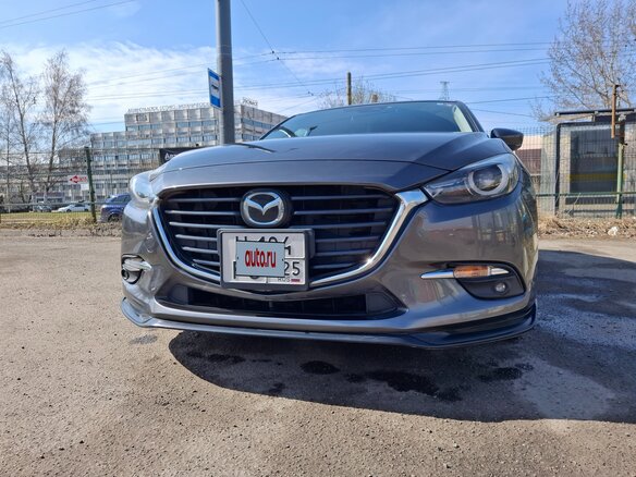 2017 Mazda Axela III Рестайлинг, серый, 1550000 рублей