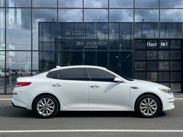 2017 Kia Optima IV, белый, 1900000 рублей - вид 6