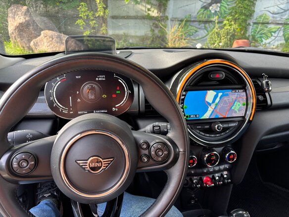 2020 Mini Hatch Cooper III (F55/F56) Рестайлинг, серый, 2350000 рублей - вид 4