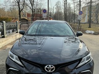 2021 Toyota Camry VIII (XV70) Рестайлинг, чёрный, 3200000 рублей, вид 2