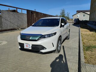 2019 Toyota Harrier III (XU60) Рестайлинг, белый, 2555000 рублей, вид 2