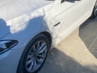 2016 BMW 5 серии 528i xDrive VI (F10/F11/F07) Рестайлинг, белый, 2680000 рублей, вид 3