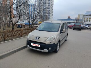 2008 Peugeot Partner II, бежевый, 645000 рублей, вид 1