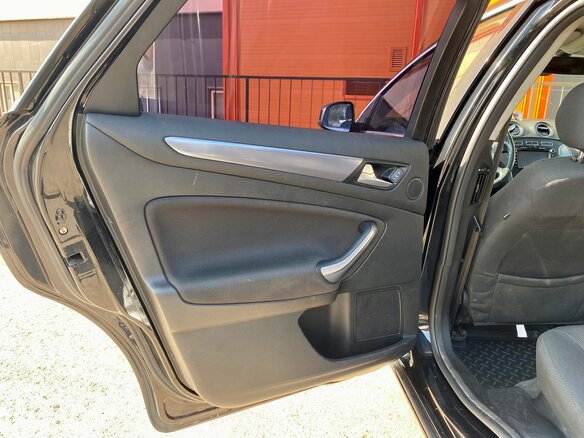 2011 Ford Mondeo IV Рестайлинг, чёрный, 860000 рублей - вид 14