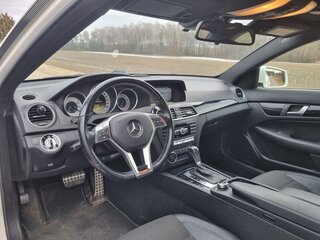 2011 Mercedes-Benz C-Класс 180 III (W204) Рестайлинг, белый, 1154706 рублей, вид 3
