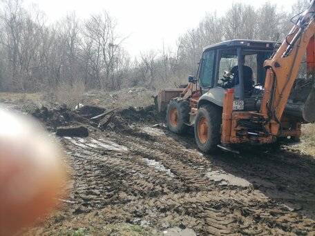 2008 Case CE 695, оранжевый, 4750000 рублей, вид 2
