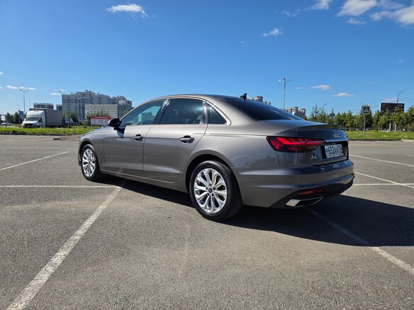 2021 Audi A4 35 TFSI V (B9) Рестайлинг, серый, 3149000 рублей - вид 5