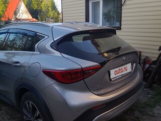 2017 Infiniti QX30, серебристый, 3100000 рублей, вид 3
