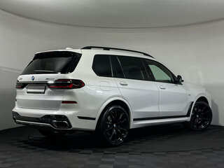 2023 BMW X7 40i I (G07) Рестайлинг, белый, 11100000 рублей, вид 2