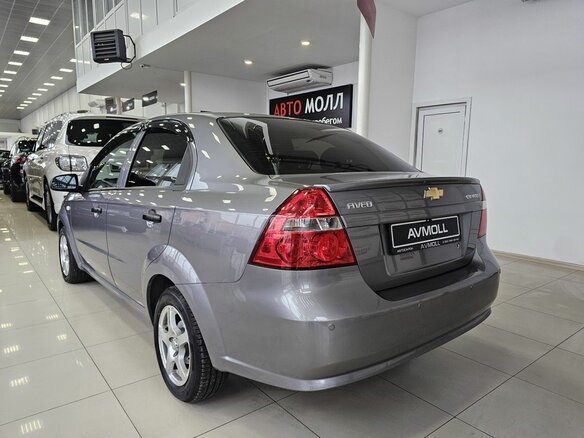 2010 Chevrolet Aveo I Рестайлинг, серый, 565000 рублей - вид 5