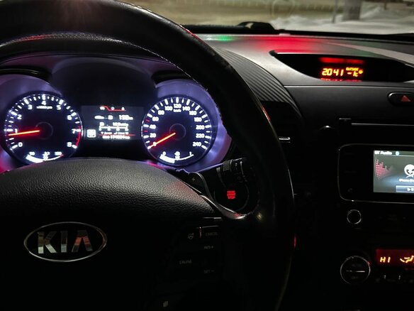 2014 Kia Cerato III, белый, 1100000 рублей - вид 6