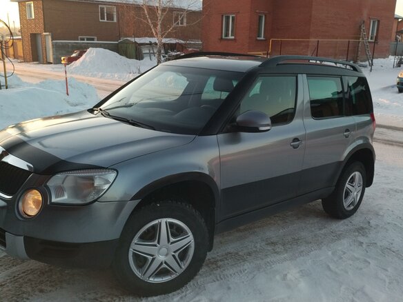 2012 Skoda Yeti I, серый, 740000 рублей