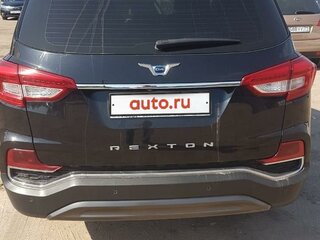 2020 SsangYong Rexton IV, чёрный, 3800000 рублей, вид 1