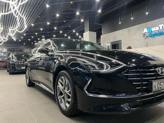2020 Hyundai Sonata VIII (DN8), чёрный, 2500000 рублей, вид 1