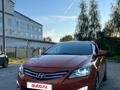 2015 Hyundai Solaris I Рестайлинг, оранжевый, 750000 рублей, вид 2