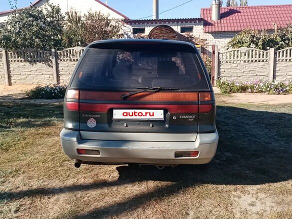 1994 Mitsubishi Chariot II, зелёный, 270000 рублей - вид 5