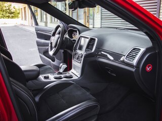 2016 Jeep Grand Cherokee SRT IV (WK2) Рестайлинг, красный, 6000000 рублей, вид 5