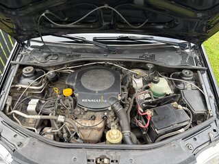 2010 Renault Logan I Рестайлинг, чёрный, 480000 рублей, вид 5