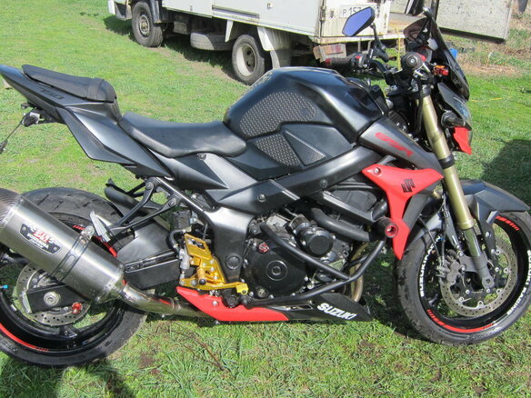 2013 Suzuki GSR 750, чёрный, 795000 рублей