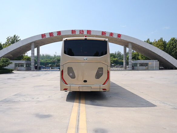 2026 Zhong Tong Navigator, золотистый, 14138748 рублей - вид 5