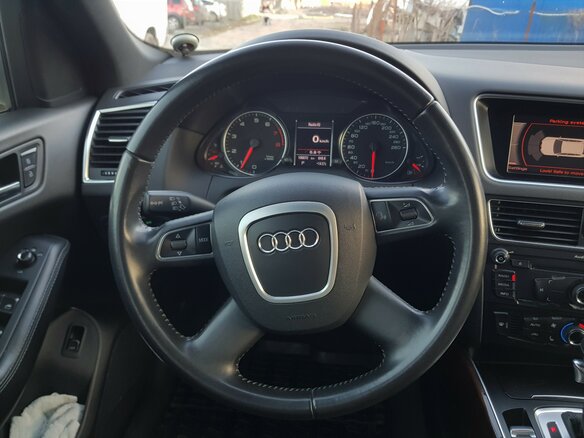 2010 Audi Q5 I (8R), белый - вид 10