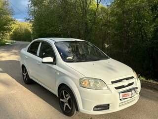 2010 Chevrolet Aveo I Рестайлинг, белый, 345000 рублей, вид 2