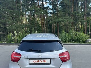 2013 Mercedes-Benz A-Класс 200 III (W176), серебристый, 1390000 рублей, вид 3