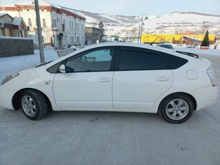 2010 Toyota Prius JDM II Рестайлинг (XW20), белый, 1400000 рублей, вид 3