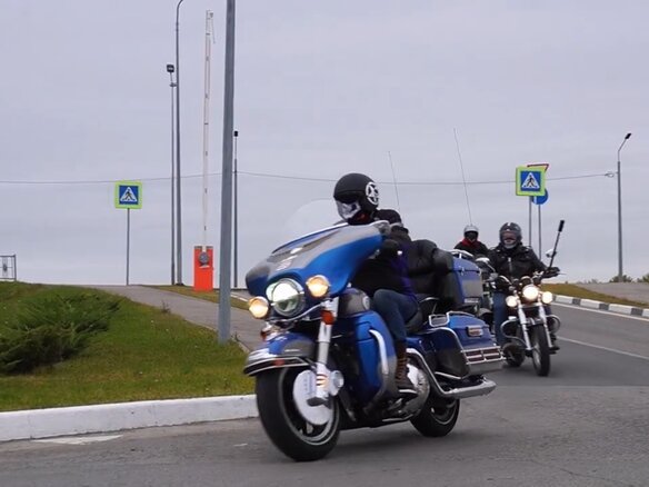 1997 Harley-Davidson Electra Glide, синий, 820000 рублей