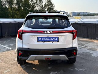 2025 Kia Seltos I Рестайлинг, белый, 2390000 рублей, вид 5