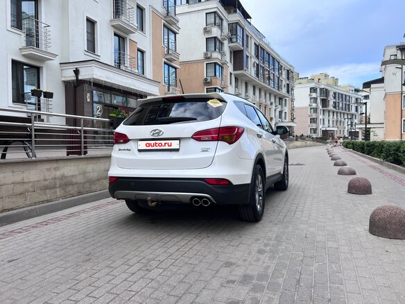 2015 Hyundai Santa Fe III, белый, 2000000 рублей - вид 10