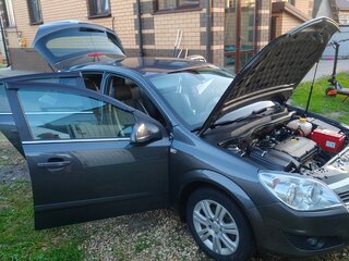 2011 Opel Astra H Рестайлинг, серый, 620000 рублей, вид 5