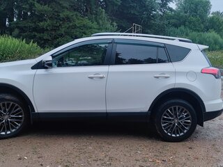 2016 Toyota RAV4 IV (XA40) Рестайлинг, белый, 3150000 рублей, вид 1