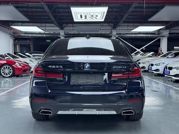 2022 BMW 5 серии Long 525Li VII (G30/G31/G38) Рестайлинг, чёрный, 3800000 рублей - вид 3