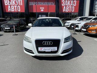 2011 Audi A3 II (8P) Рестайлинг 2, белый, 750000 рублей, вид 2