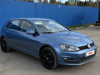 2013 Volkswagen Golf VII, голубой, 1050000 рублей, вид 3