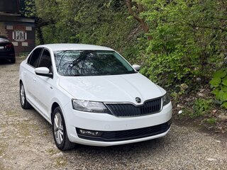 2018 Skoda Rapid I Рестайлинг, белый, 1685000 рублей, вид 4