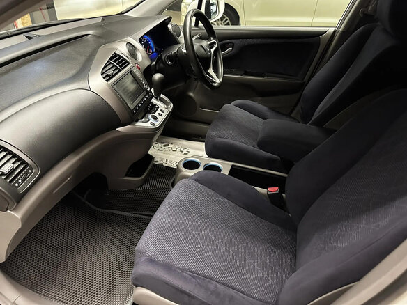 2009 Honda Stream II Рестайлинг, белый, 1290000 рублей - вид 21