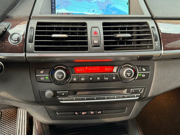 2013 BMW X5 35i II (E70) Рестайлинг, синий, 2550000 рублей - вид 27