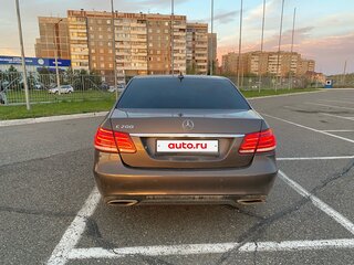 2013 Mercedes-Benz E-Класс 200 IV (W212, S212, C207) Рестайлинг, коричневый, 2100000 рублей, вид 3