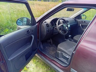 2011 Skoda Yeti I, пурпурный, 448000 рублей, вид 4