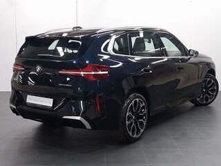 2025 BMW X3 Long 30L xDrive IV (G45/G48), чёрный, 8000000 рублей, вид 4