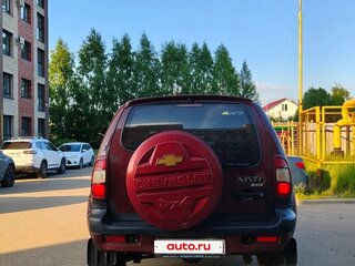 2004 Chevrolet Niva I, красный, 320000 рублей, вид 5